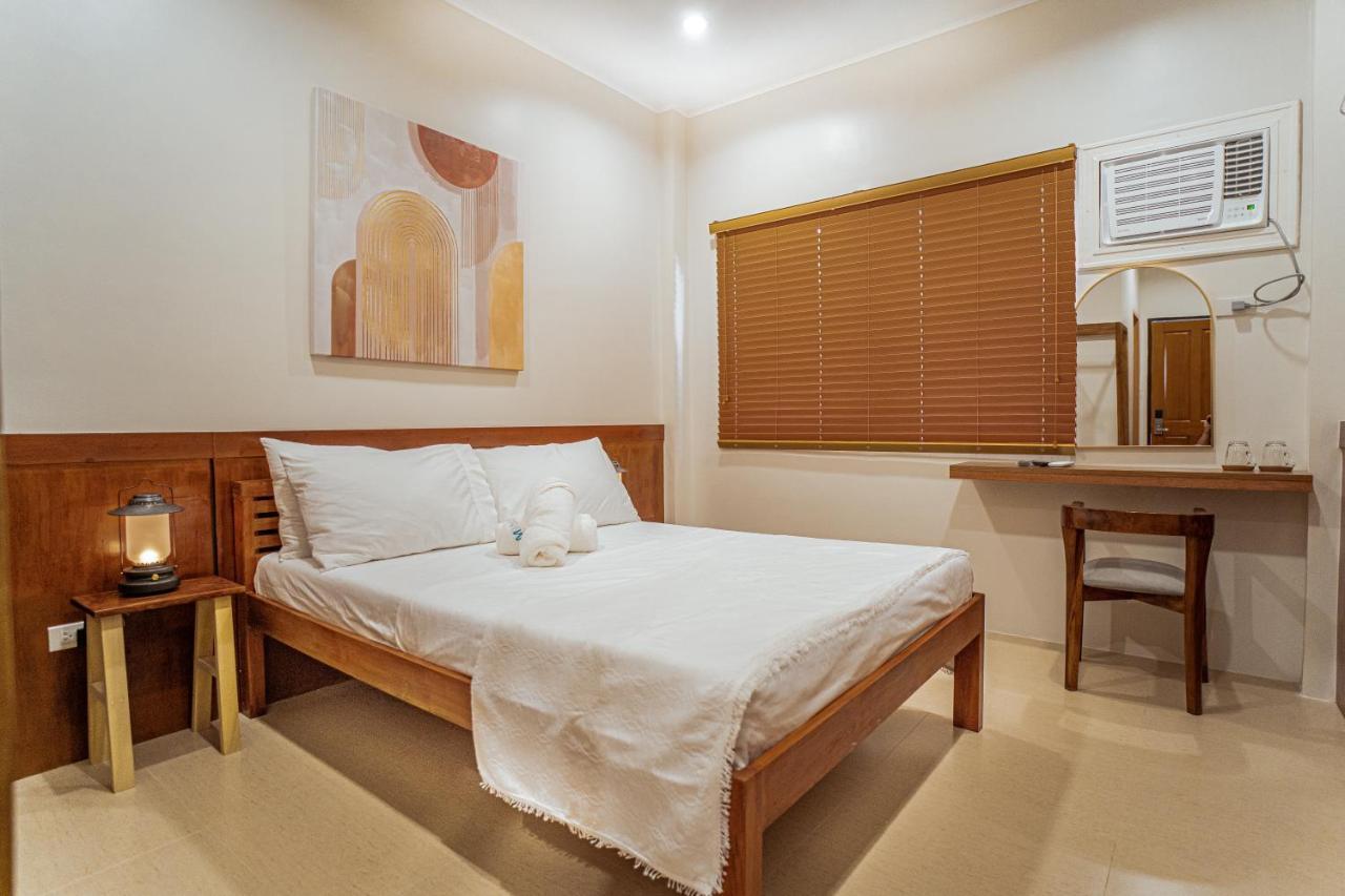 Marieli Suites Near Panglao International Airport Exteriör bild