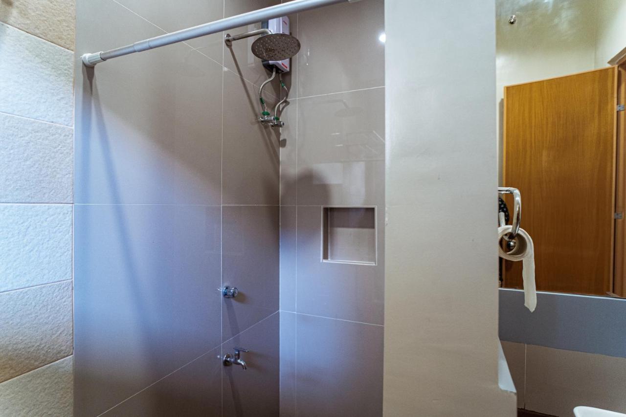 Marieli Suites Near Panglao International Airport Exteriör bild