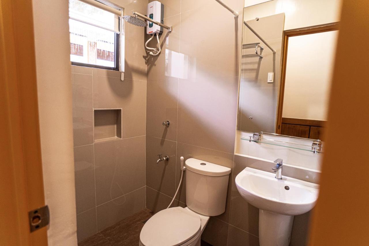 Marieli Suites Near Panglao International Airport Exteriör bild